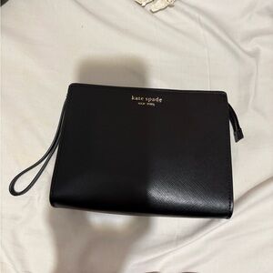 Kate Spade Morgan gusseted wristlet